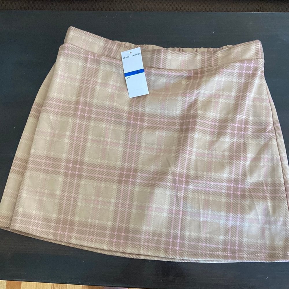 XL Macys skirt self esteem